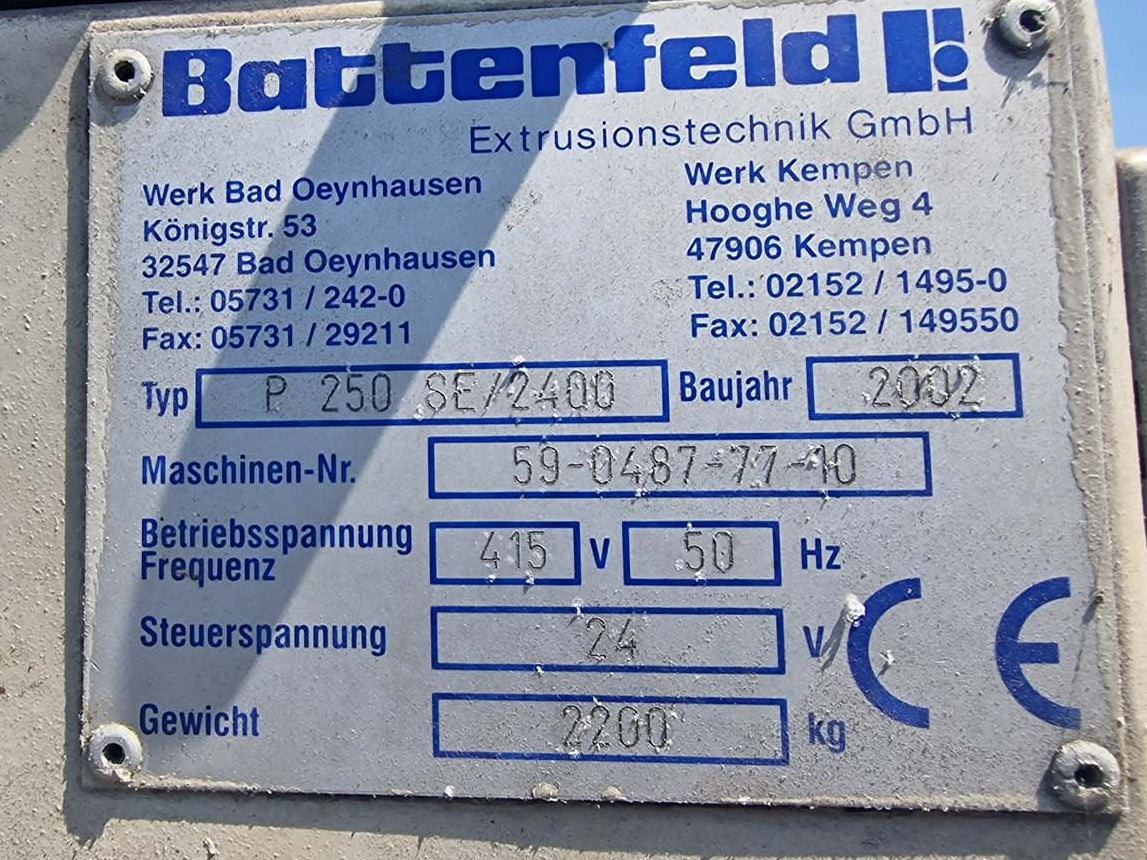 Battenfeld P250 SE 2400 Haul off