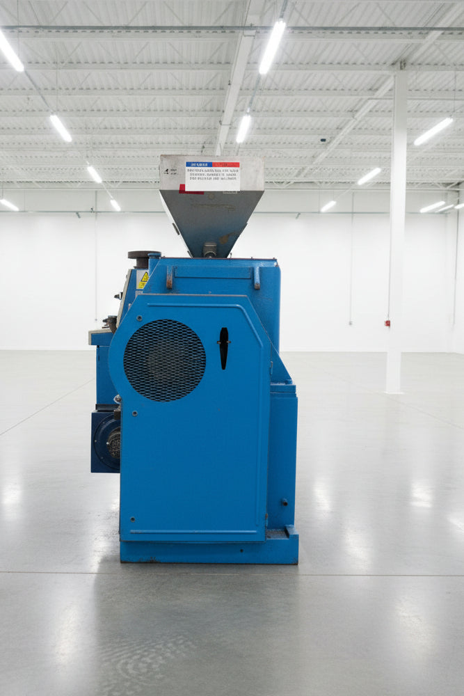 Krauss Maffei KME 1-60-30 Single Screw Extruder