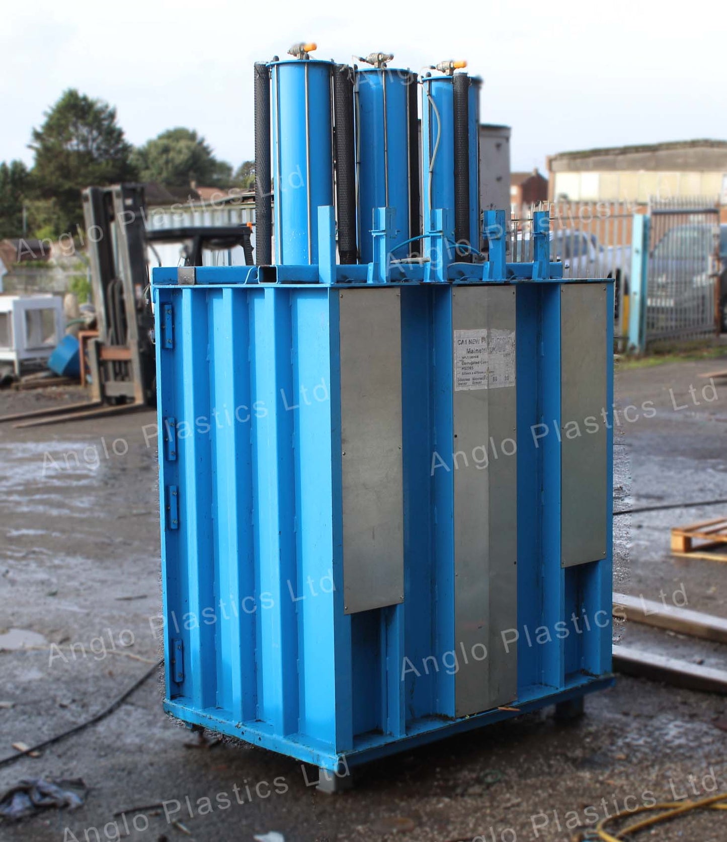 mil-tek cardboard and plastic baler