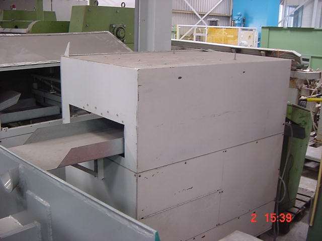 unbadged travelling saw