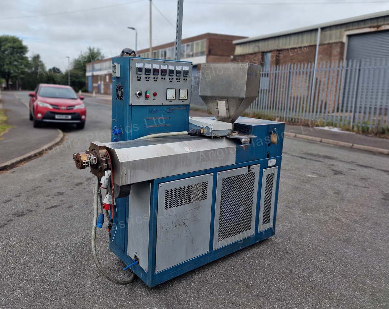 S&B 50mm Single Screw Extruder