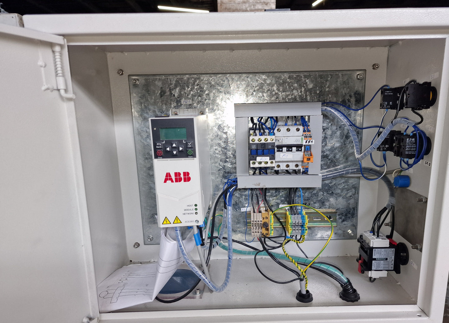 Unbadged pelletizer