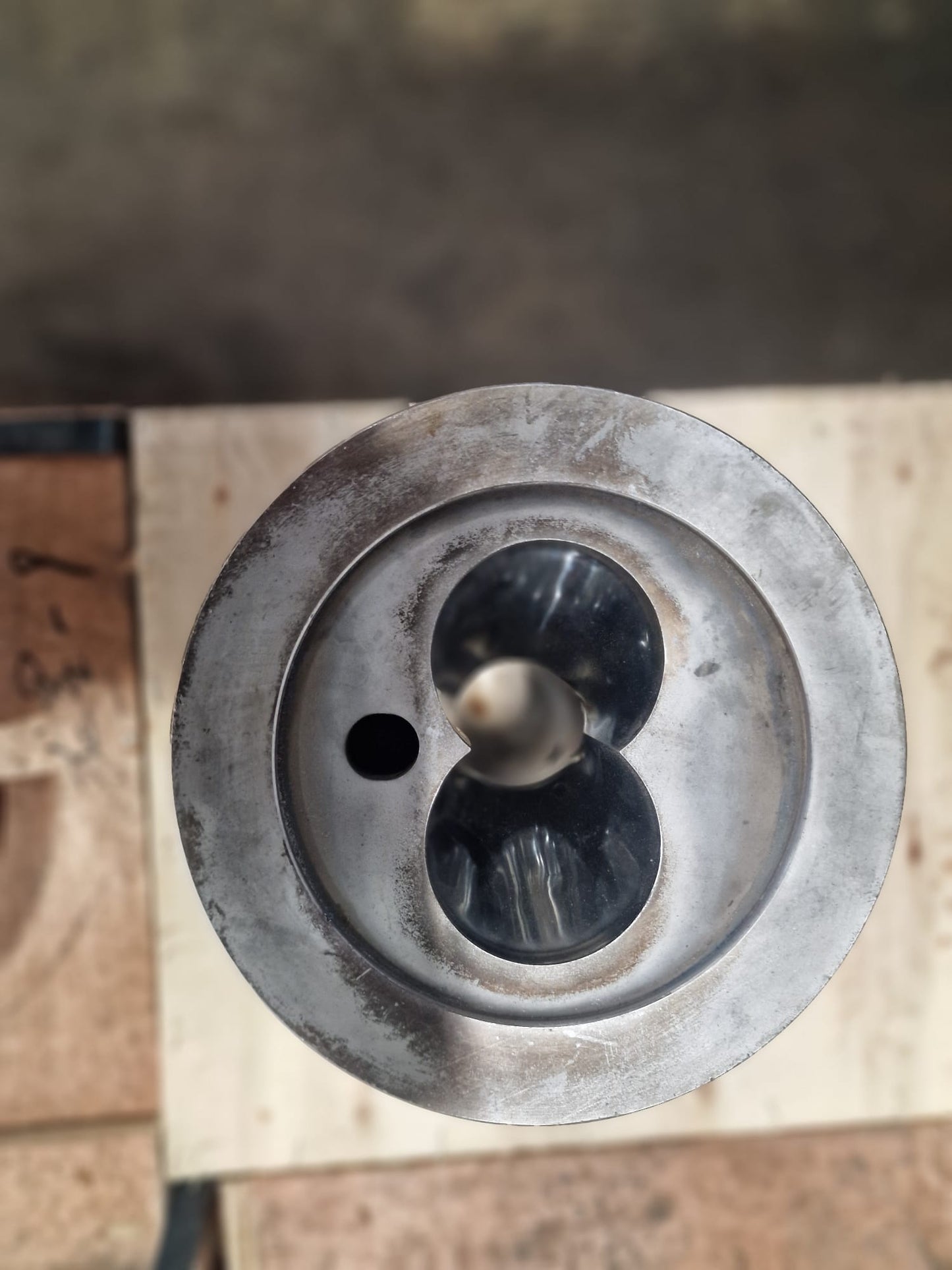 CMT58 Screws and barrel heaters and fans