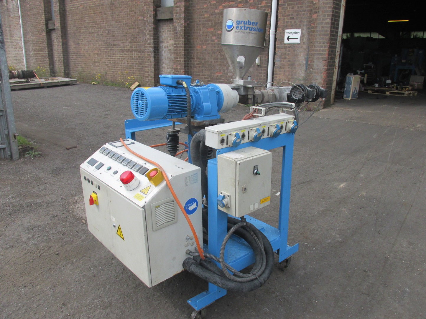 a&g 42 mm coextruder