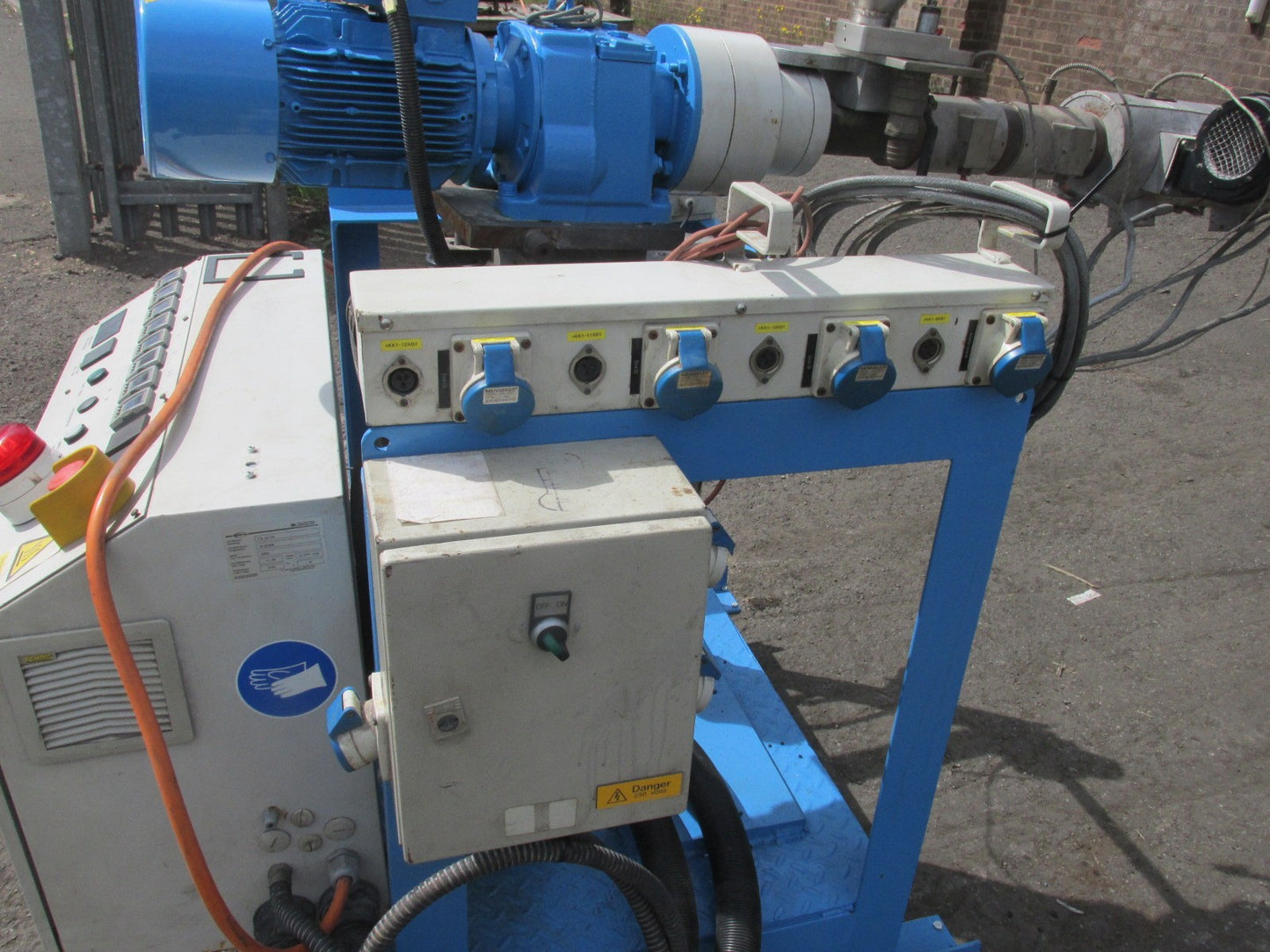 a&g 42 mm coextruder