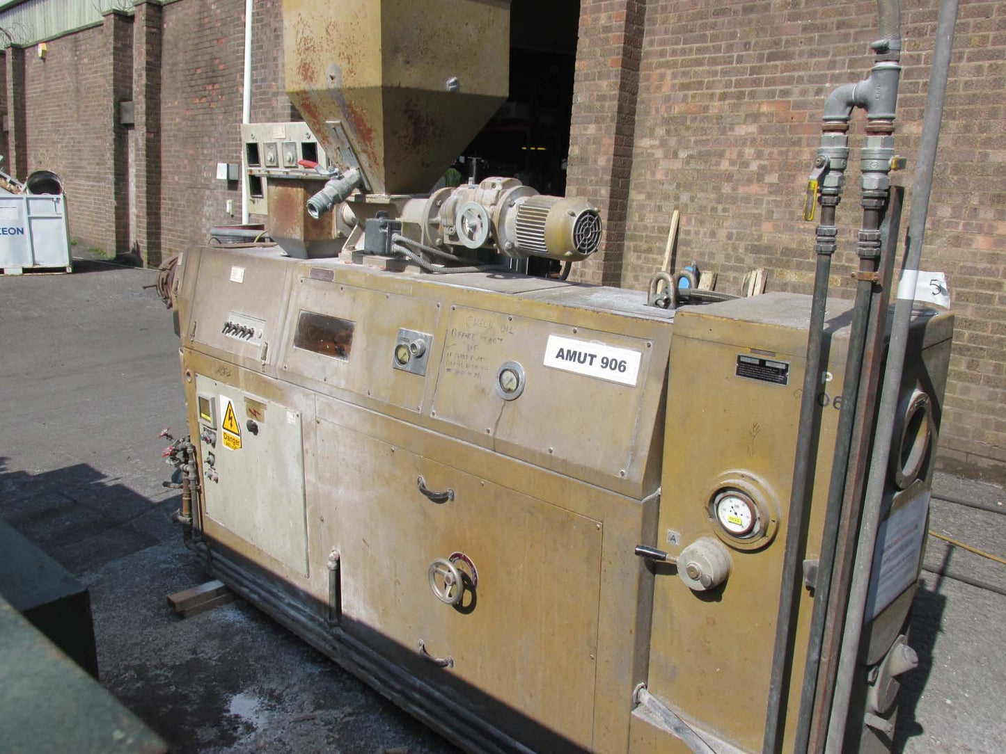 amut 67mm twin screw extruder