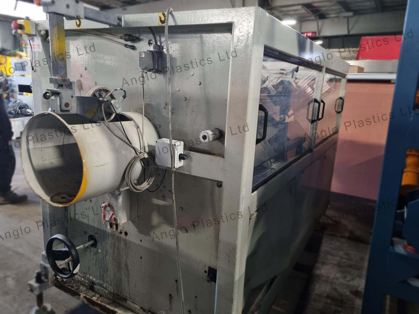 Battenfeld 4 belt haul off