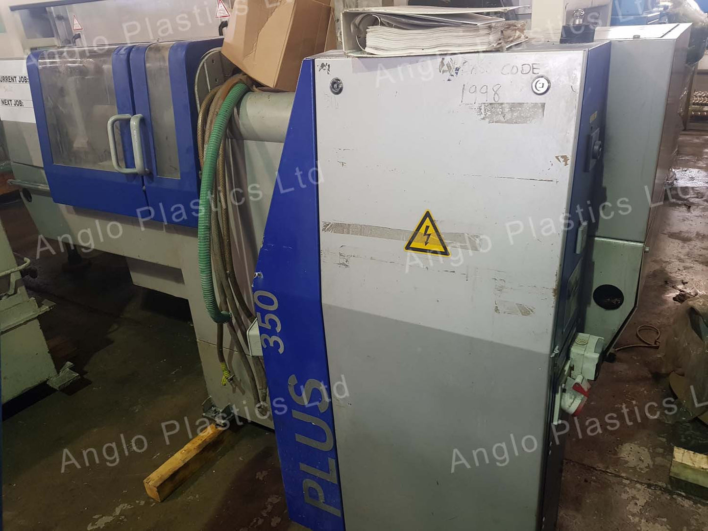 battenfeld injection moulder