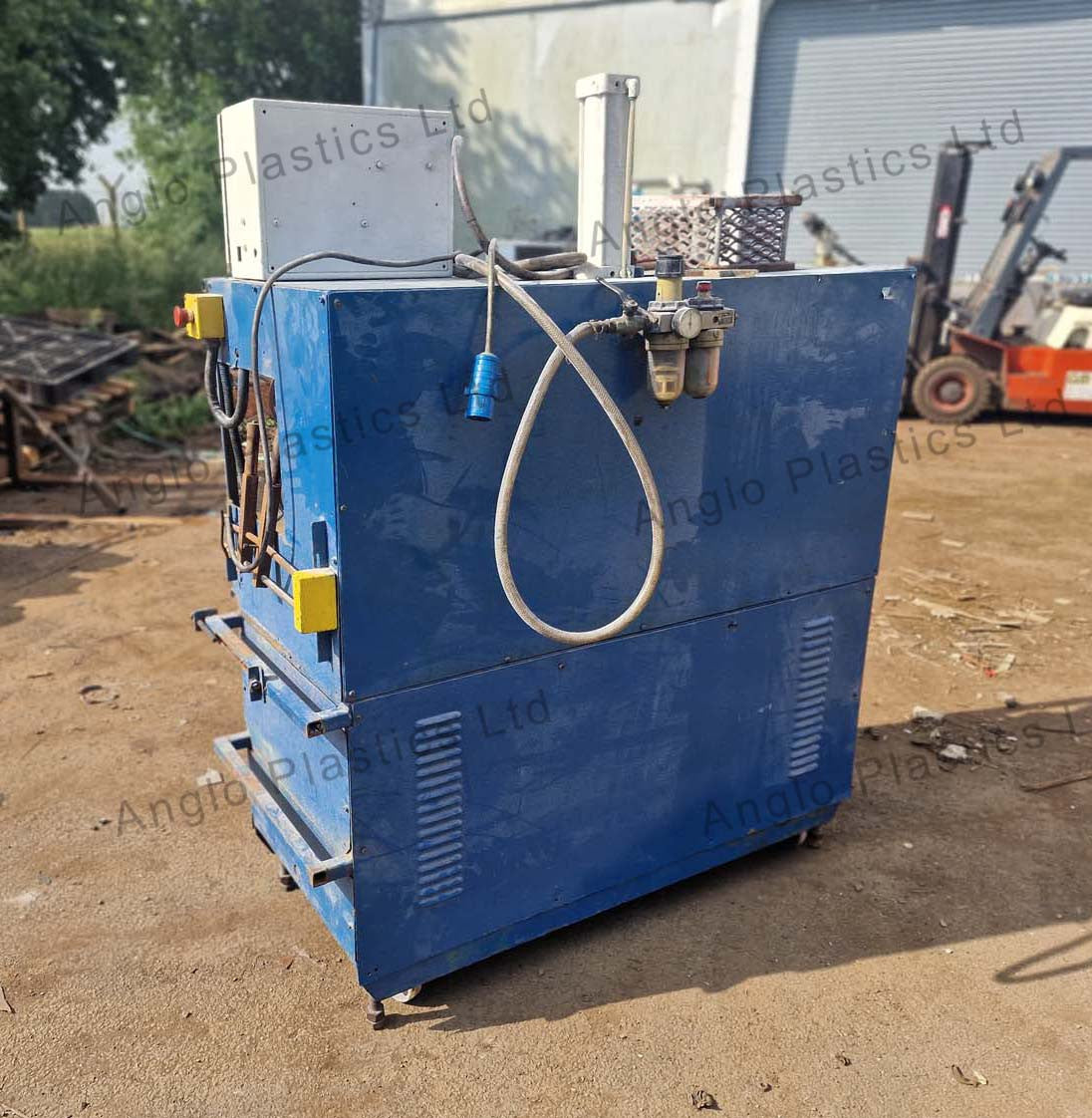 Boston Matthews haul off