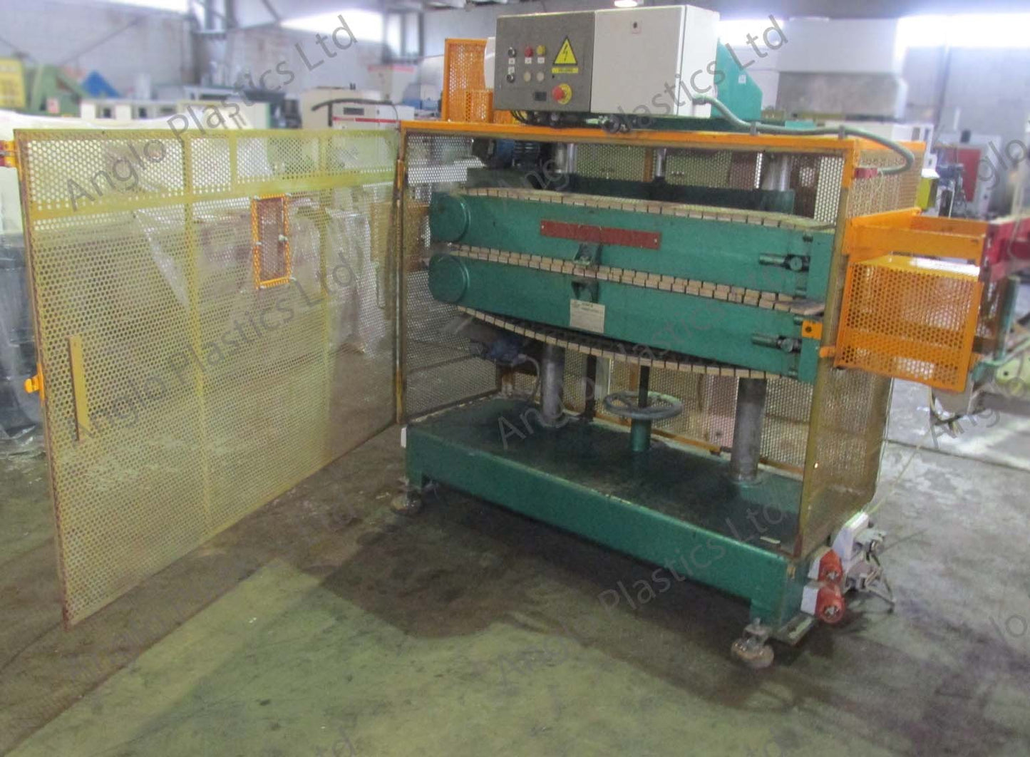 cincinnati bandas 1400x180 haul off