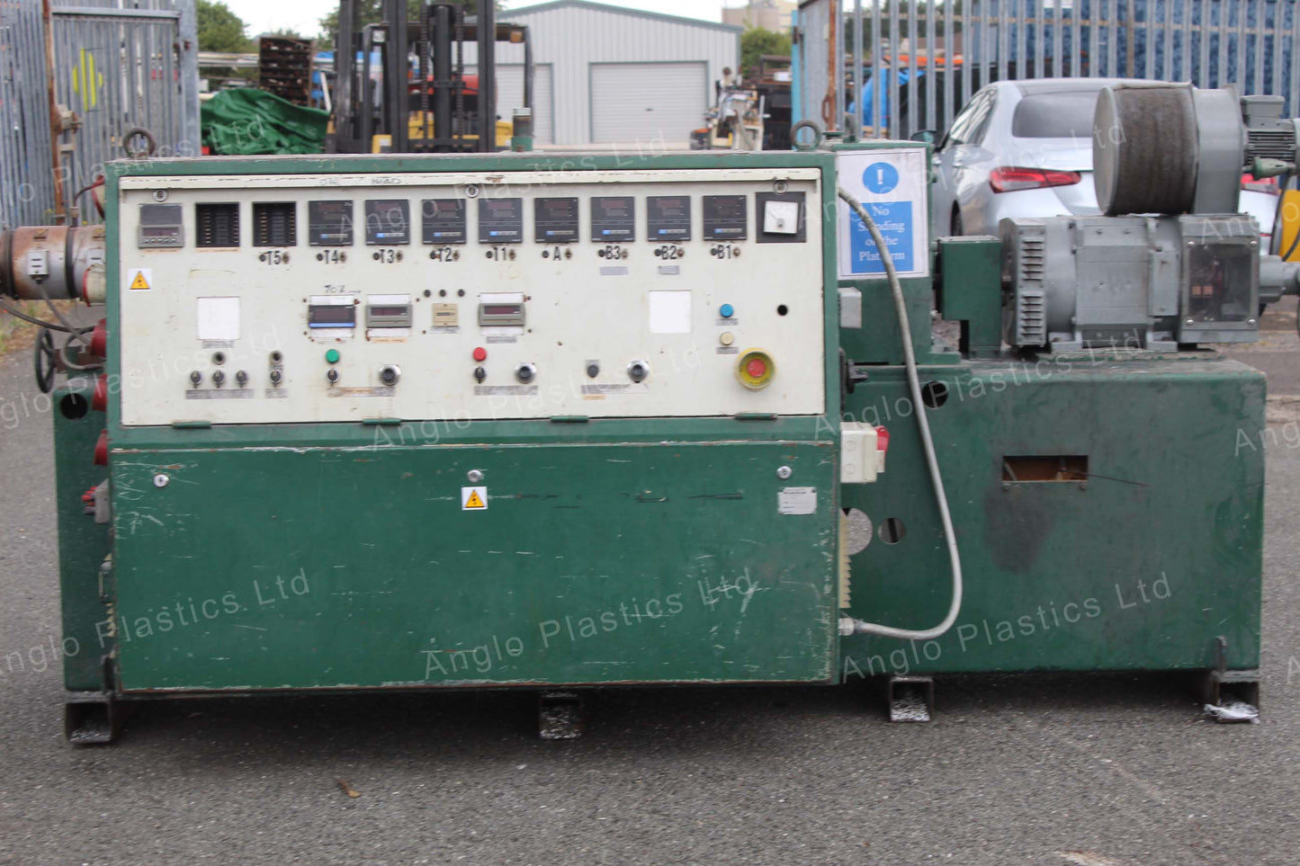 Cincinnati CM45 Twin Screw Extruder