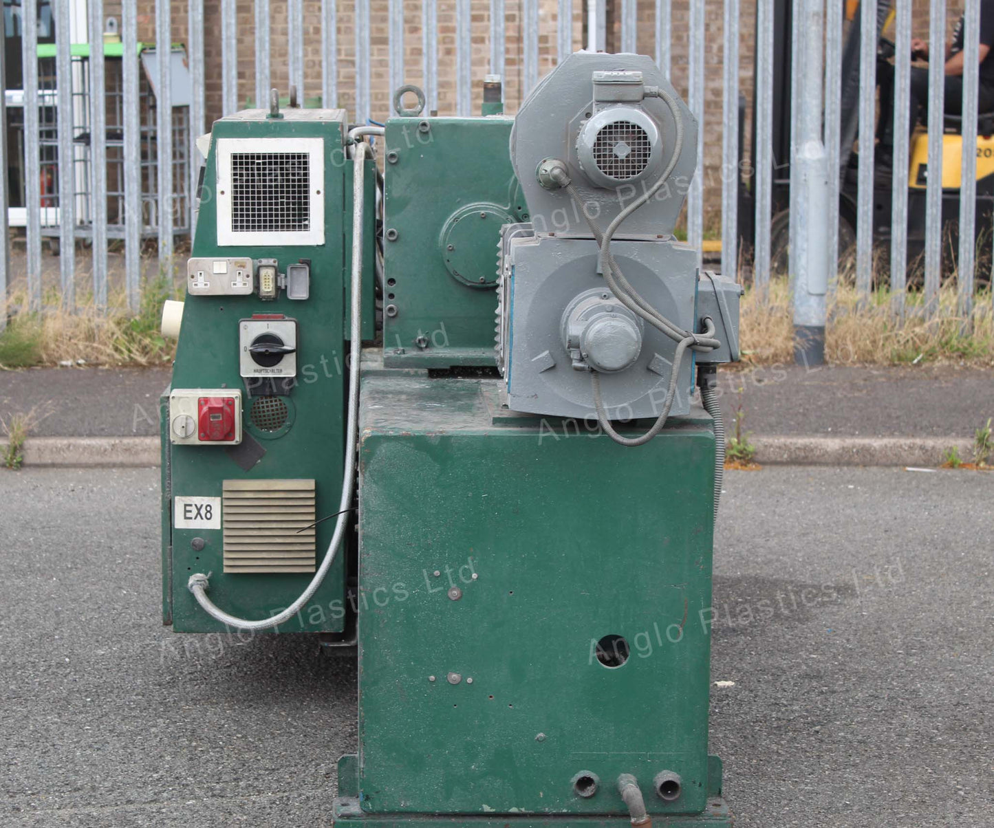 Cincinnati CM45 Twin Screw Extruder