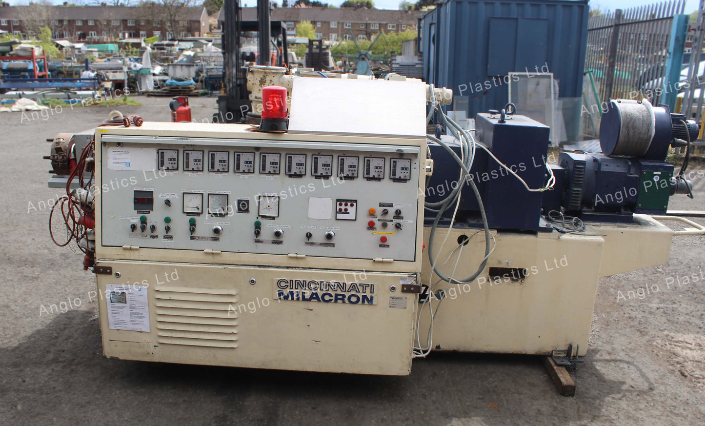 Cincinnati CM55 Twin Screw Extruder