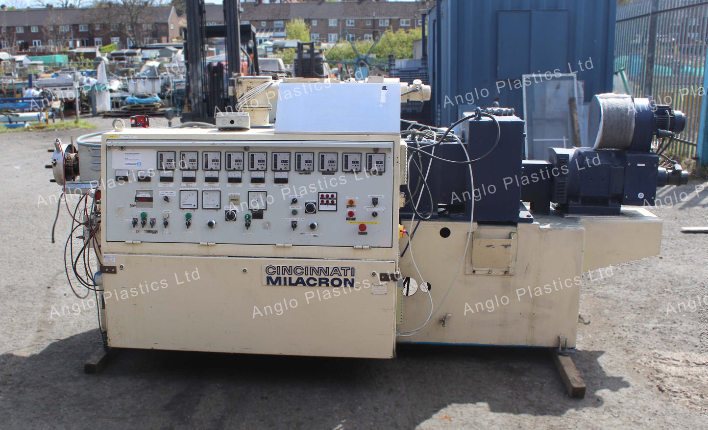 Cincinnati CM55 Twin Screw Extruder