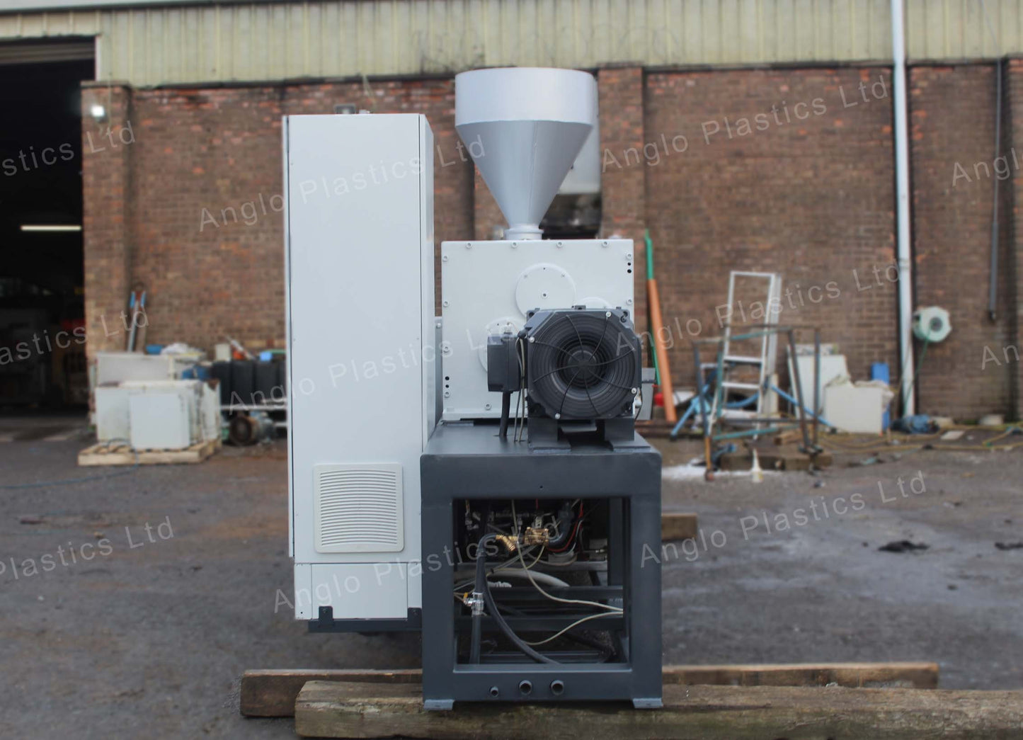 Cincinnati CMT80L Conical Twin Screw Extruder