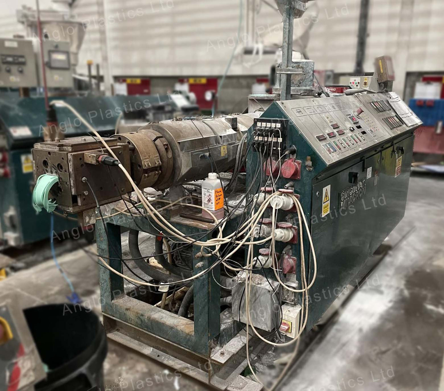 Cincinnati Milacron CMT58 Twin Screw Extruder