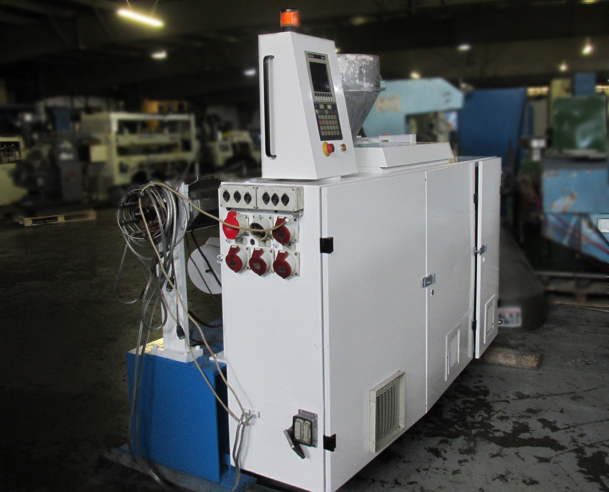 Cincinnati Proton 60 Single Screw Extruder
