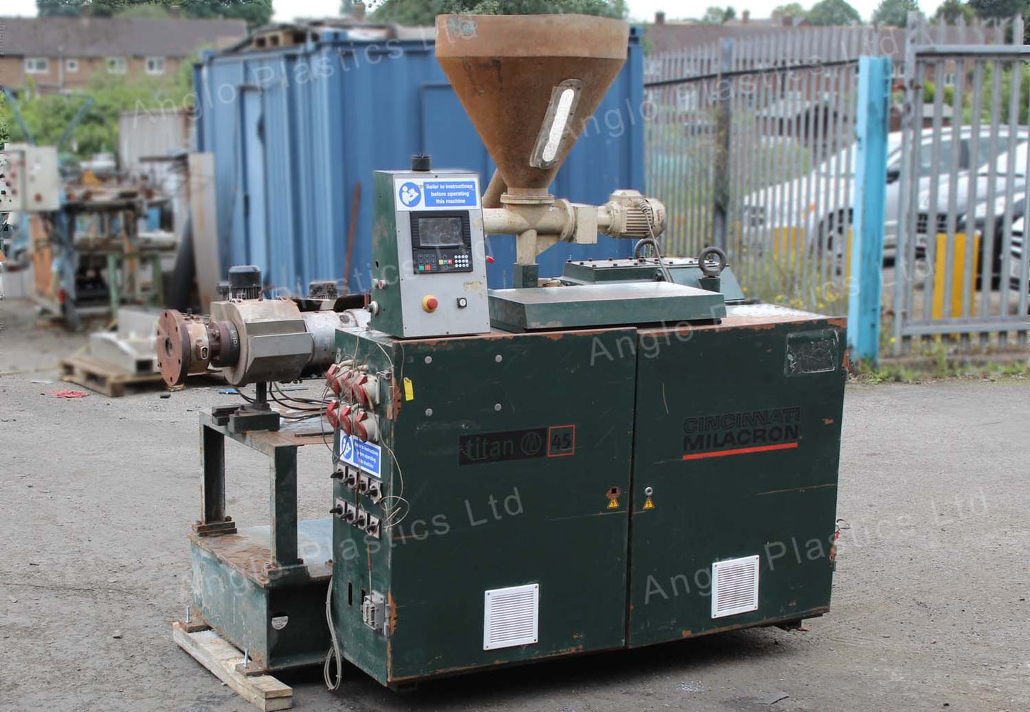 Cincinnati Titan 45 APC Extruder