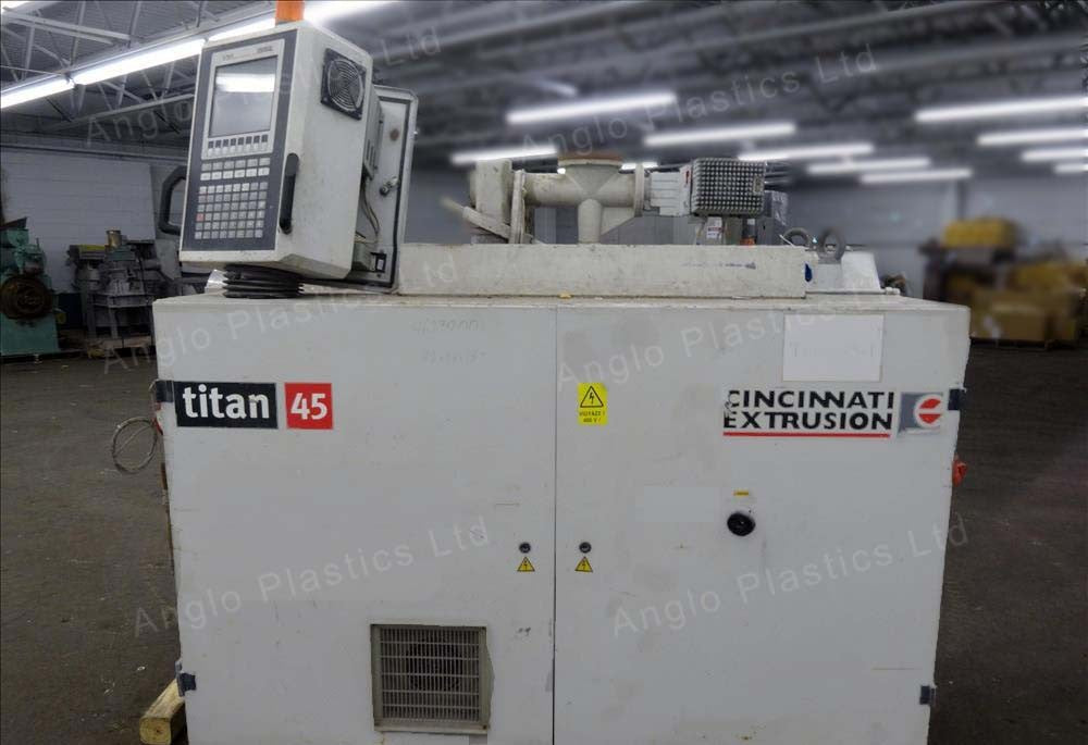 Cincinnati Titan 45 APC Extruder