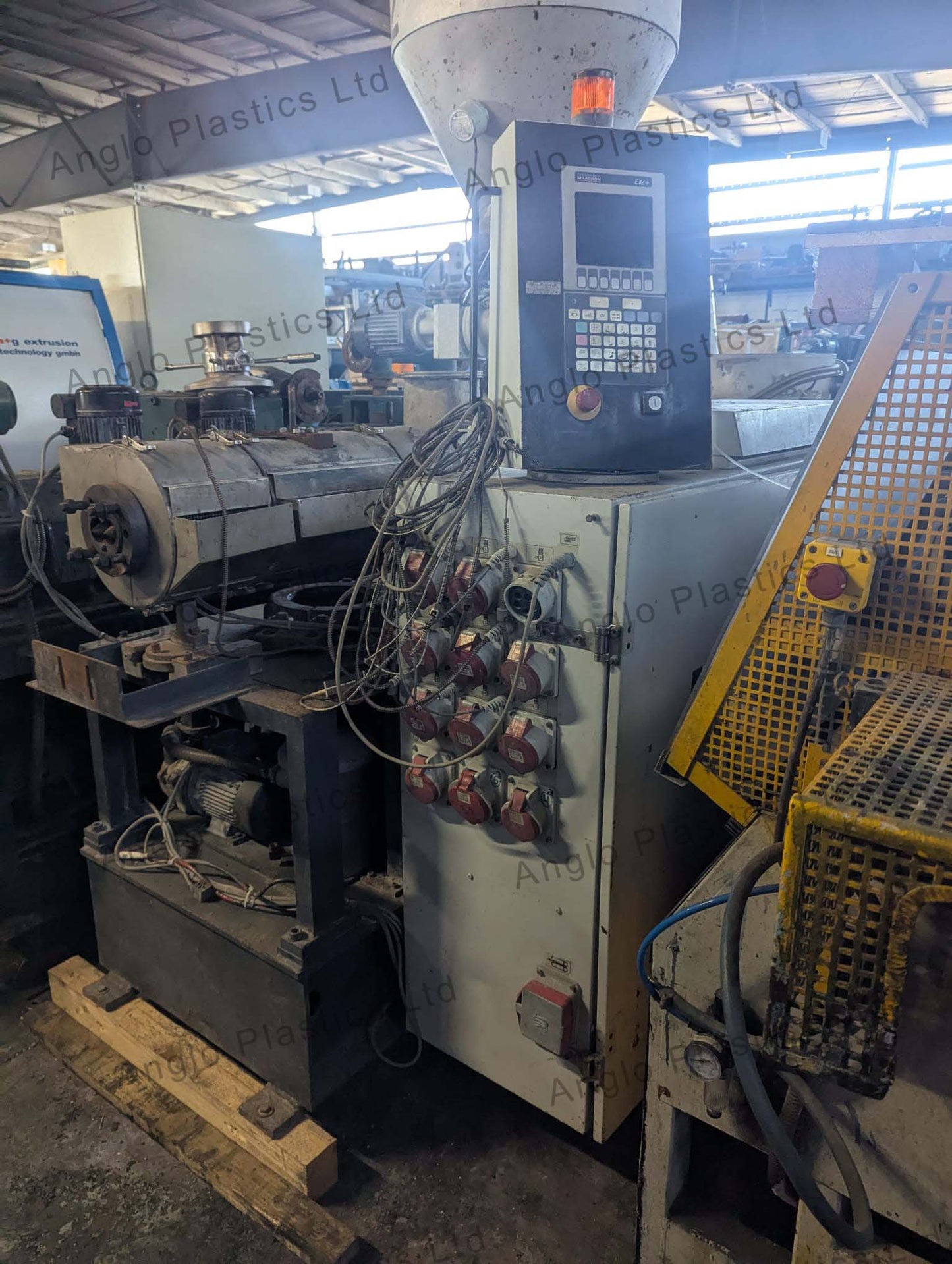 cincinnati titan 45p