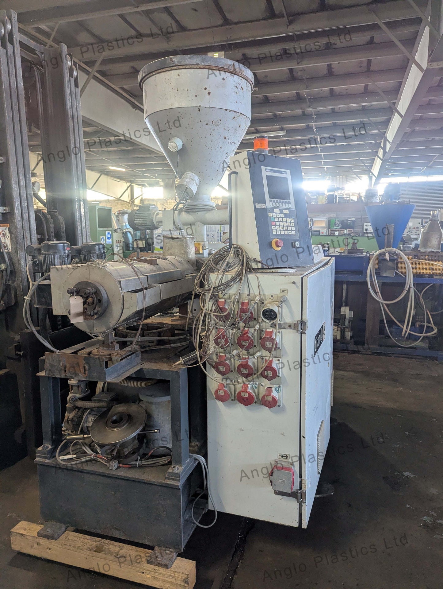 cincinnati titan 45p