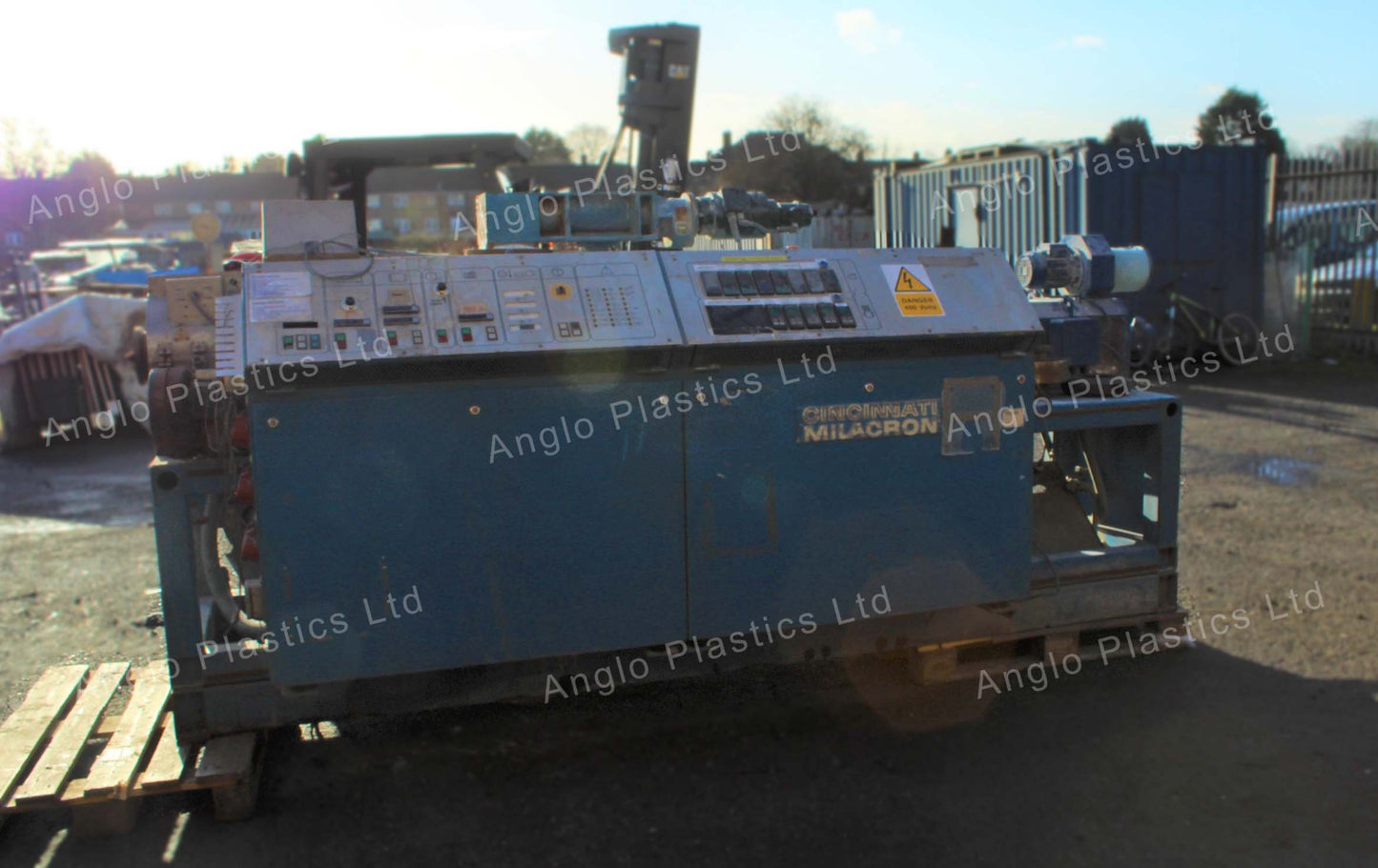 Cincinnati CMT58 Twin Screw Extruder