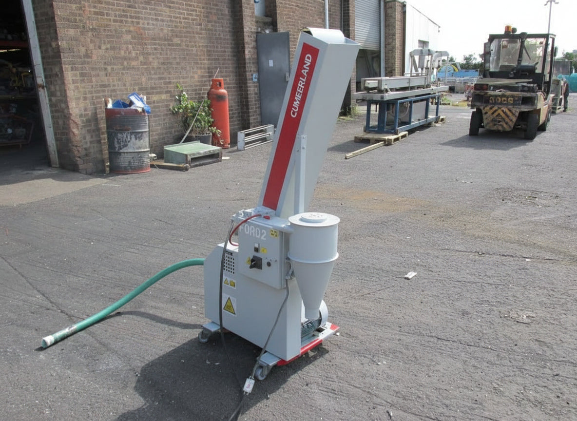 Cumberland 1722 Granulator