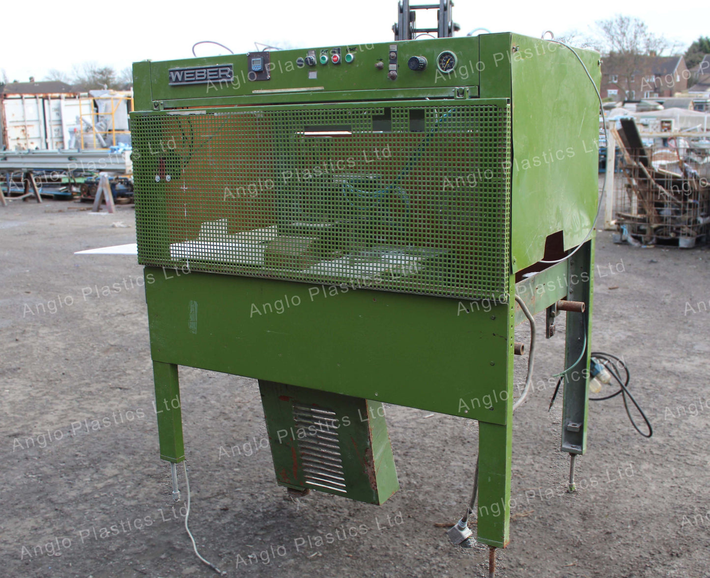 green cross cut saw unit