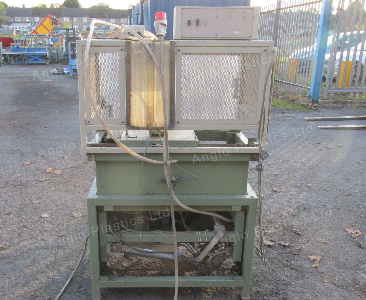 ide cross cut saw