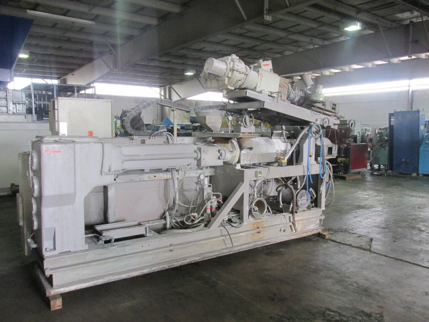 Krauss Maffei KMD2-90 twin screw extruder
