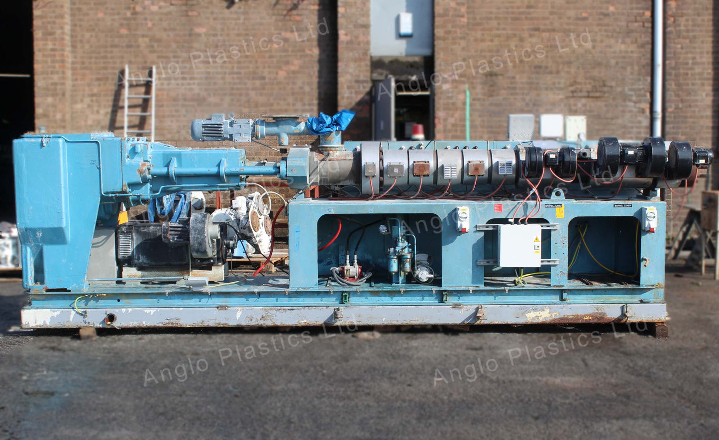 Krauss Maffei KMD110 Twin Screw Extruder