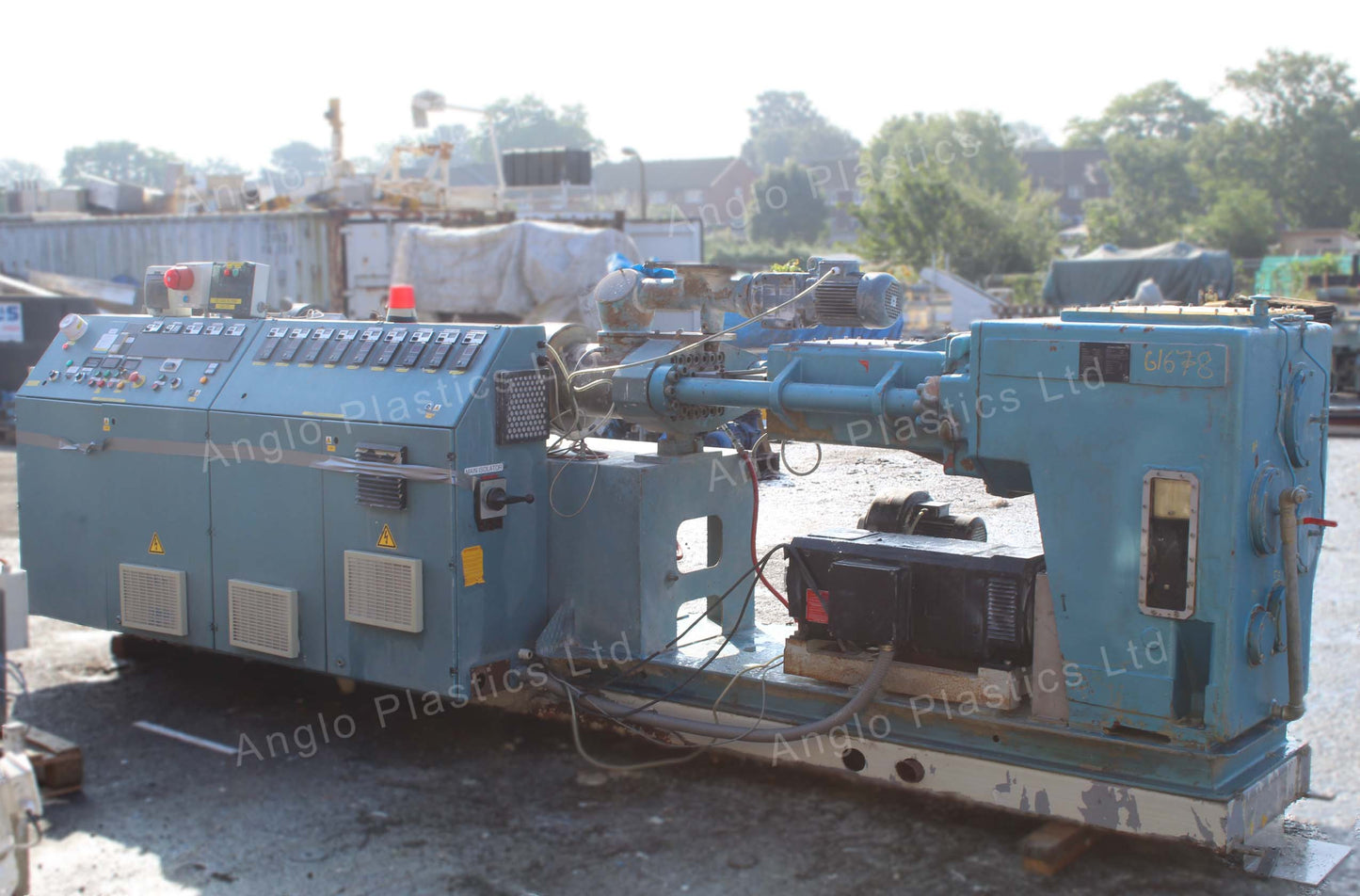 Krauss Maffei KMD110 Twin Screw Extruder