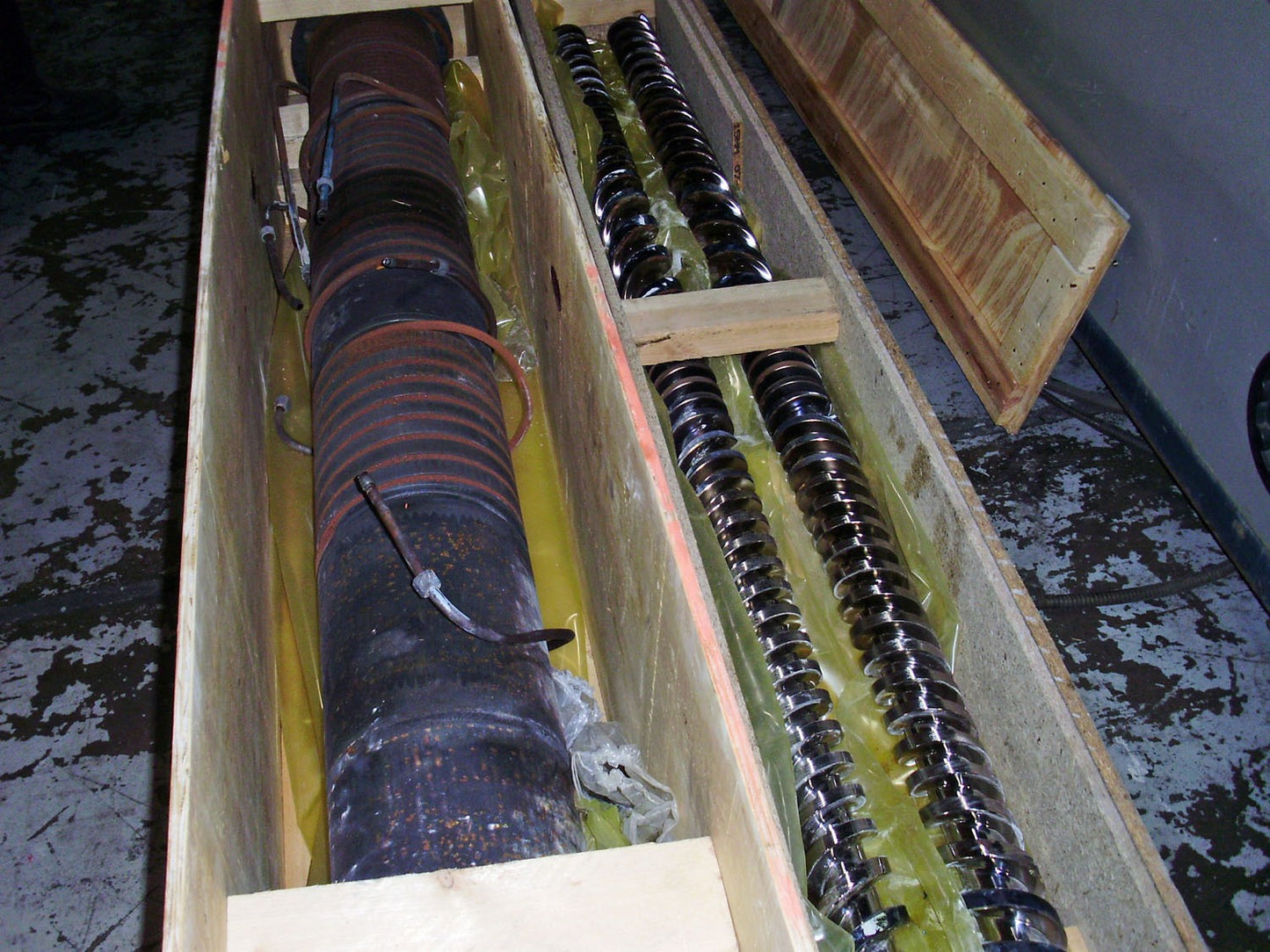 krauss maffei kmd 90 part worn screws & barrel