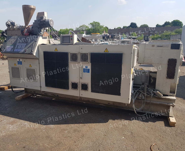 Krauss Maffei KMD90-23 extruder