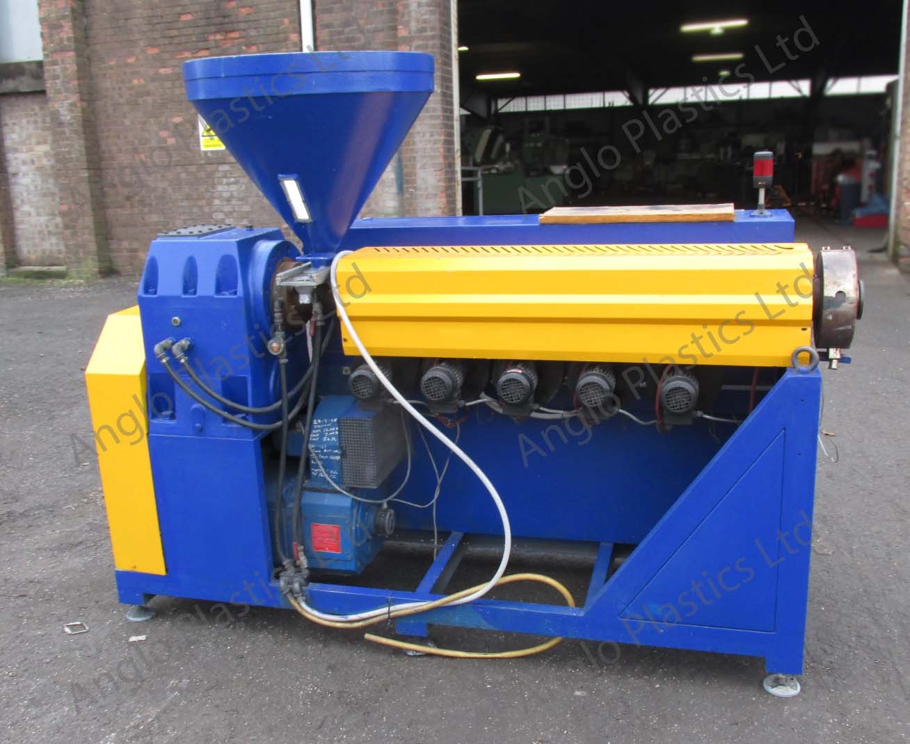 maplan esma 60250 single screw extruder