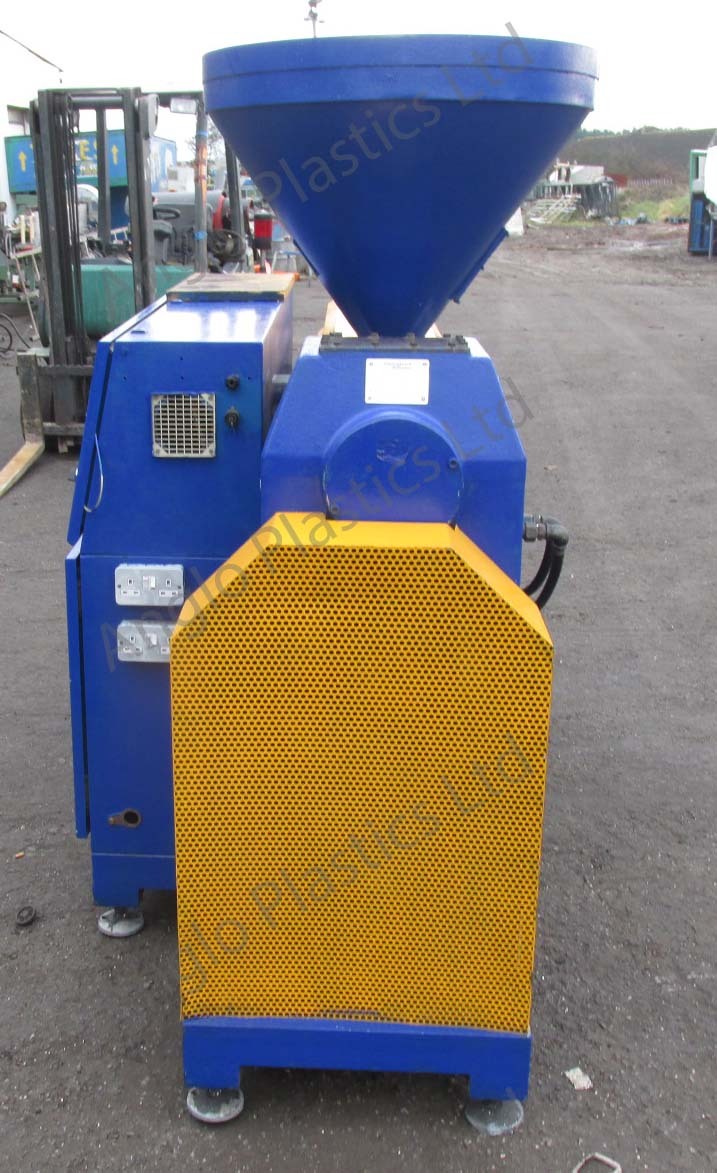 maplan esma 60250 single screw extruder