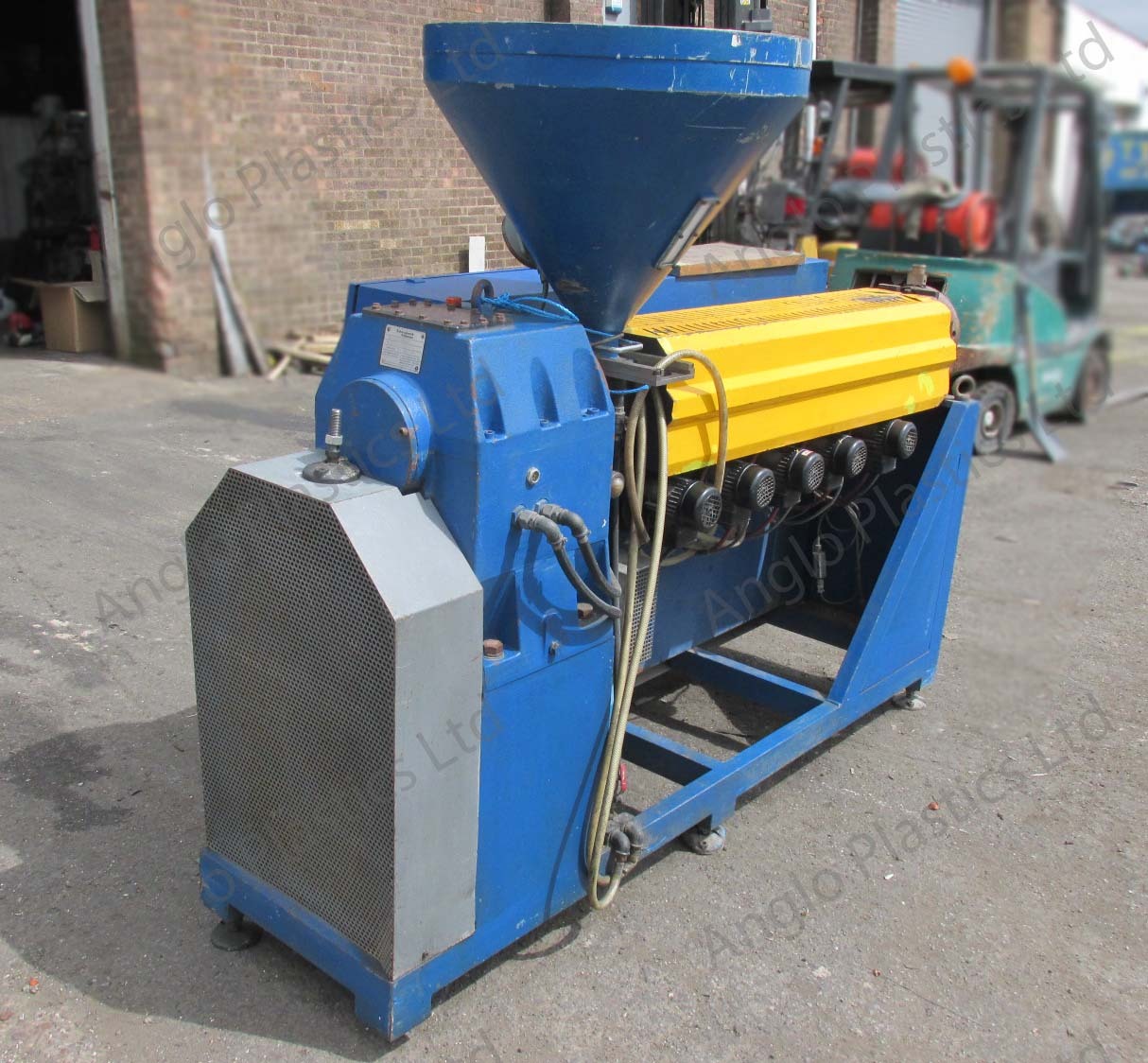 Maplan ESMA 60-25D Single Screw Extruder