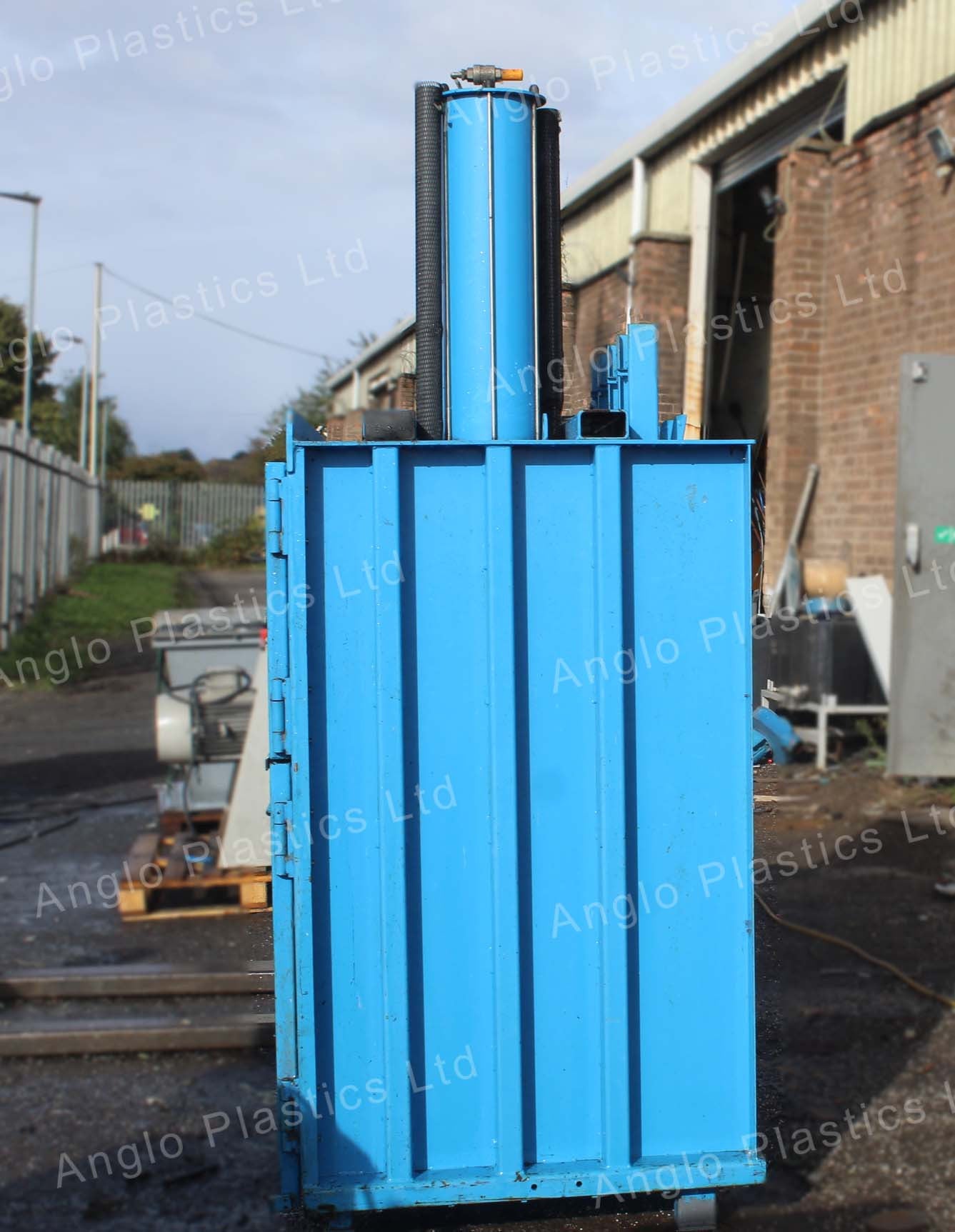 mil-tek cardboard and plastic baler