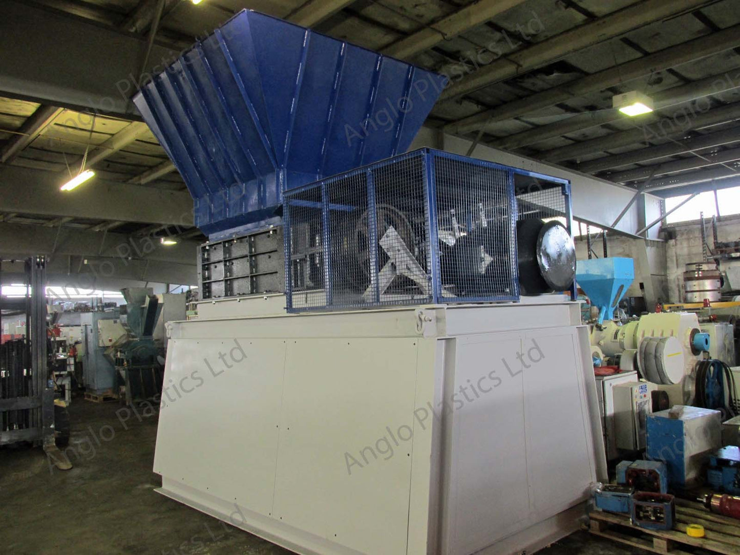 powertech twin shaft shredder