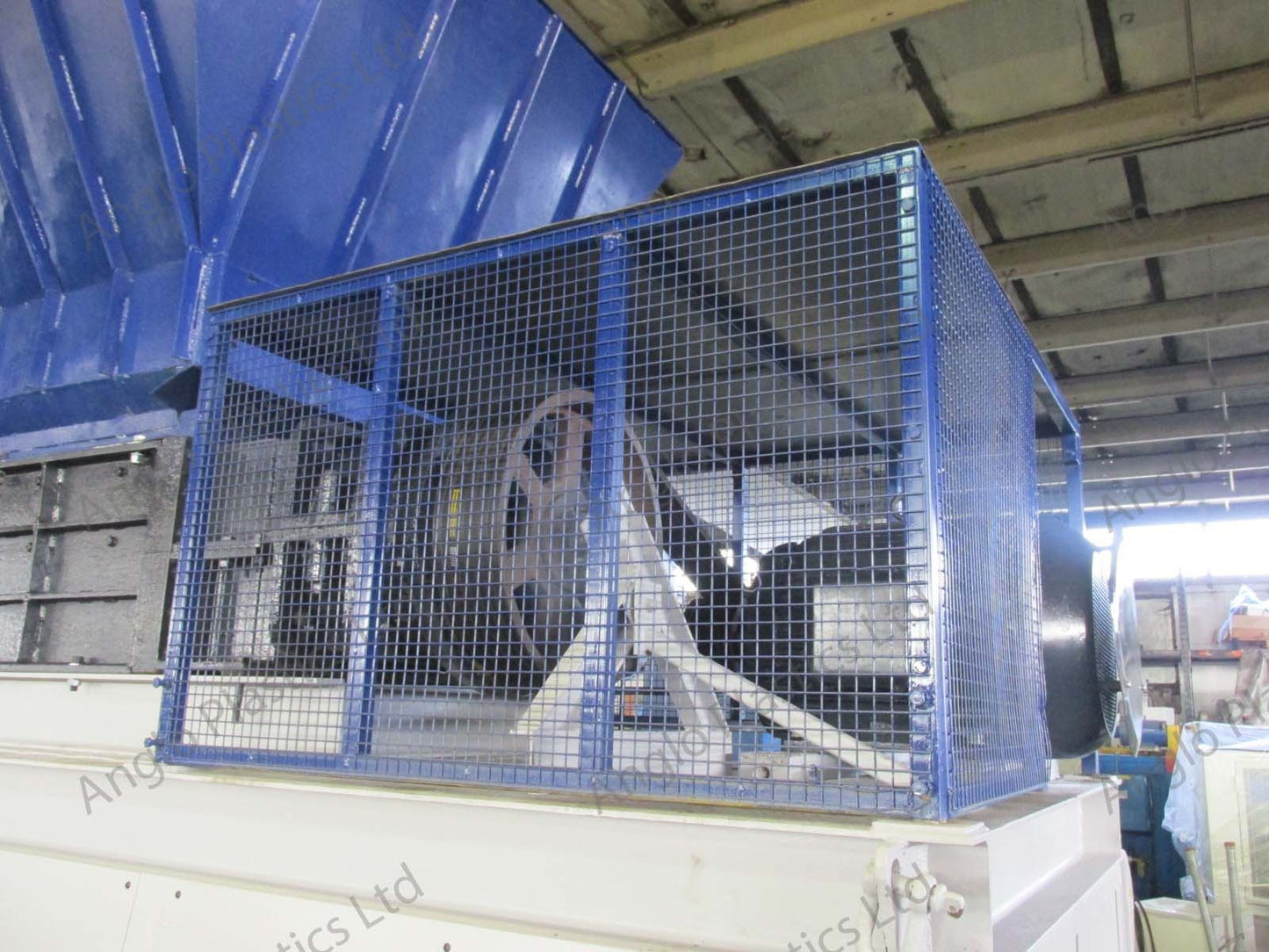 powertech twin shaft shredder