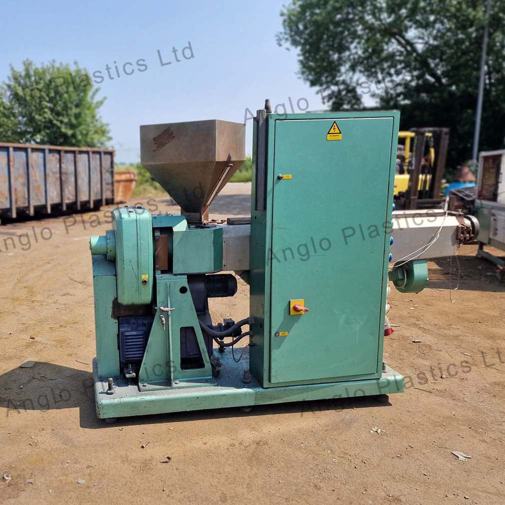 S&B 65mm Single Screw Extruder