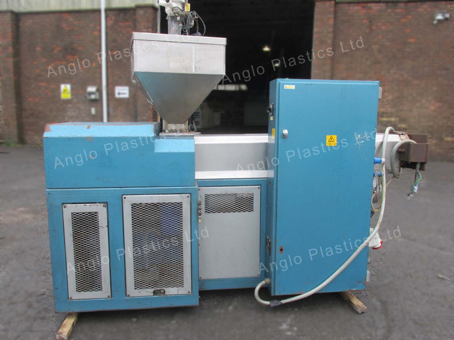 s&b 75mm single screw extruder