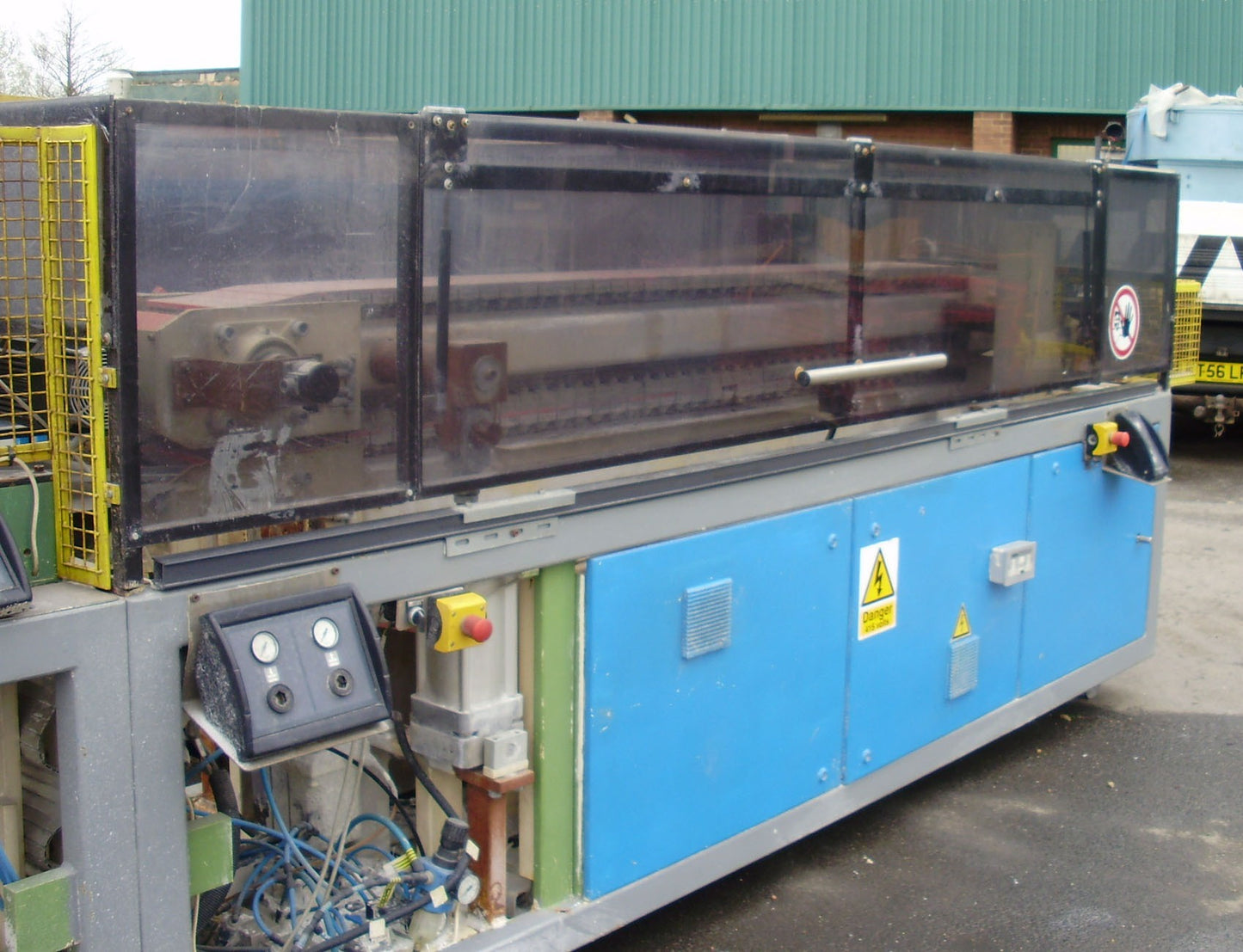 Technoplast Haul off Saw