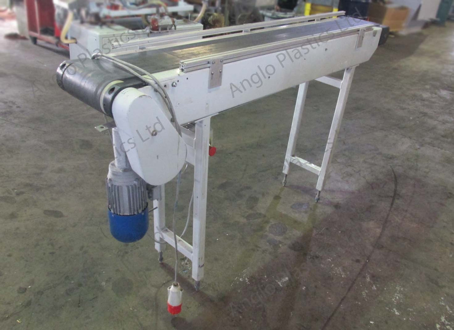 unmarked conveyor