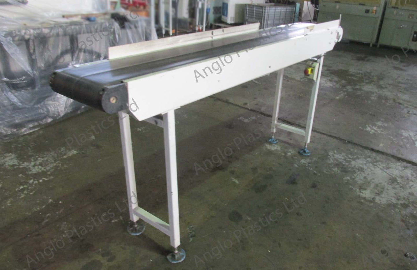 unmarked conveyor