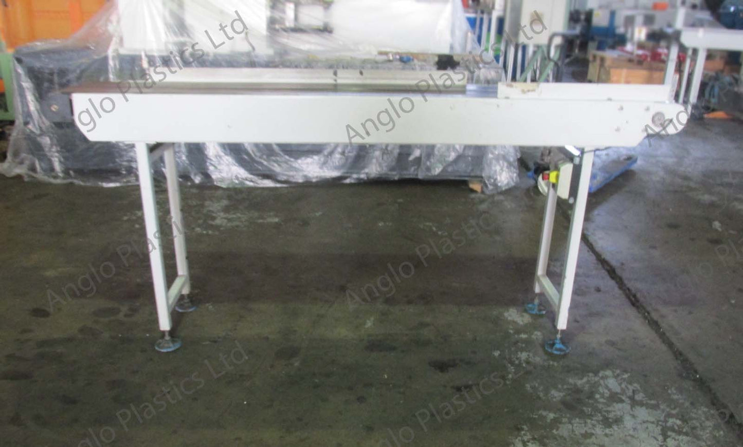 unmarked conveyor