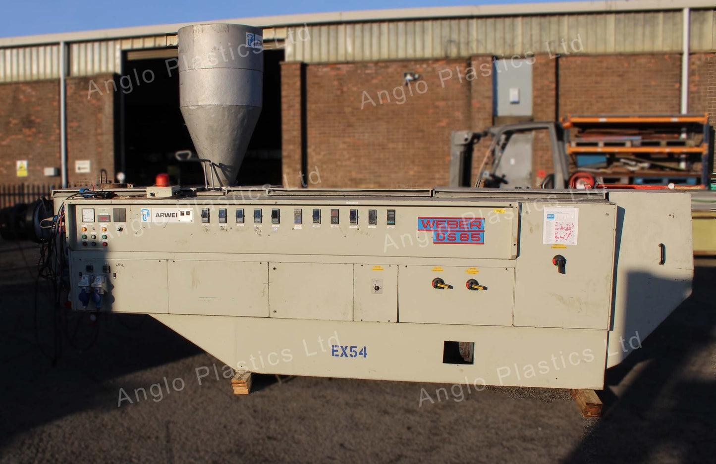 Weber DS88 Twin Screw extruder