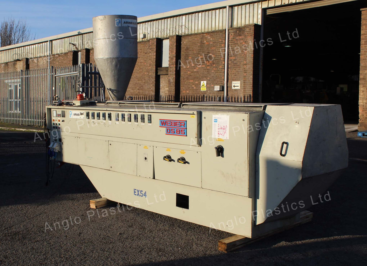 Weber DS88 Twin Screw extruder